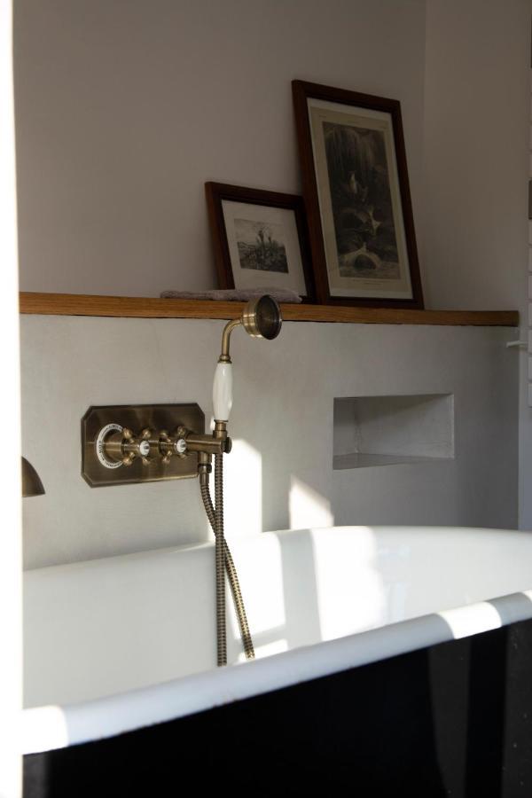 Le Roitelet - Suite D'Hotes Privative Montcavrel Exterior foto